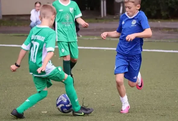 Orliki z Wichra Brojce na turnieju w Trzebiatowie – podziękowania i sportowa radość